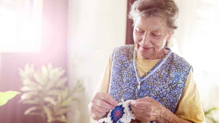 Mujeres y Envejecimiento: ¿Cuáles son las principales brechas y desafíos?