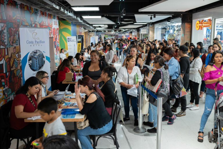 <strong>Espacio Urbano Antofagasta+ realiza segunda versión de Feria Laboral Mujer 2023</strong>